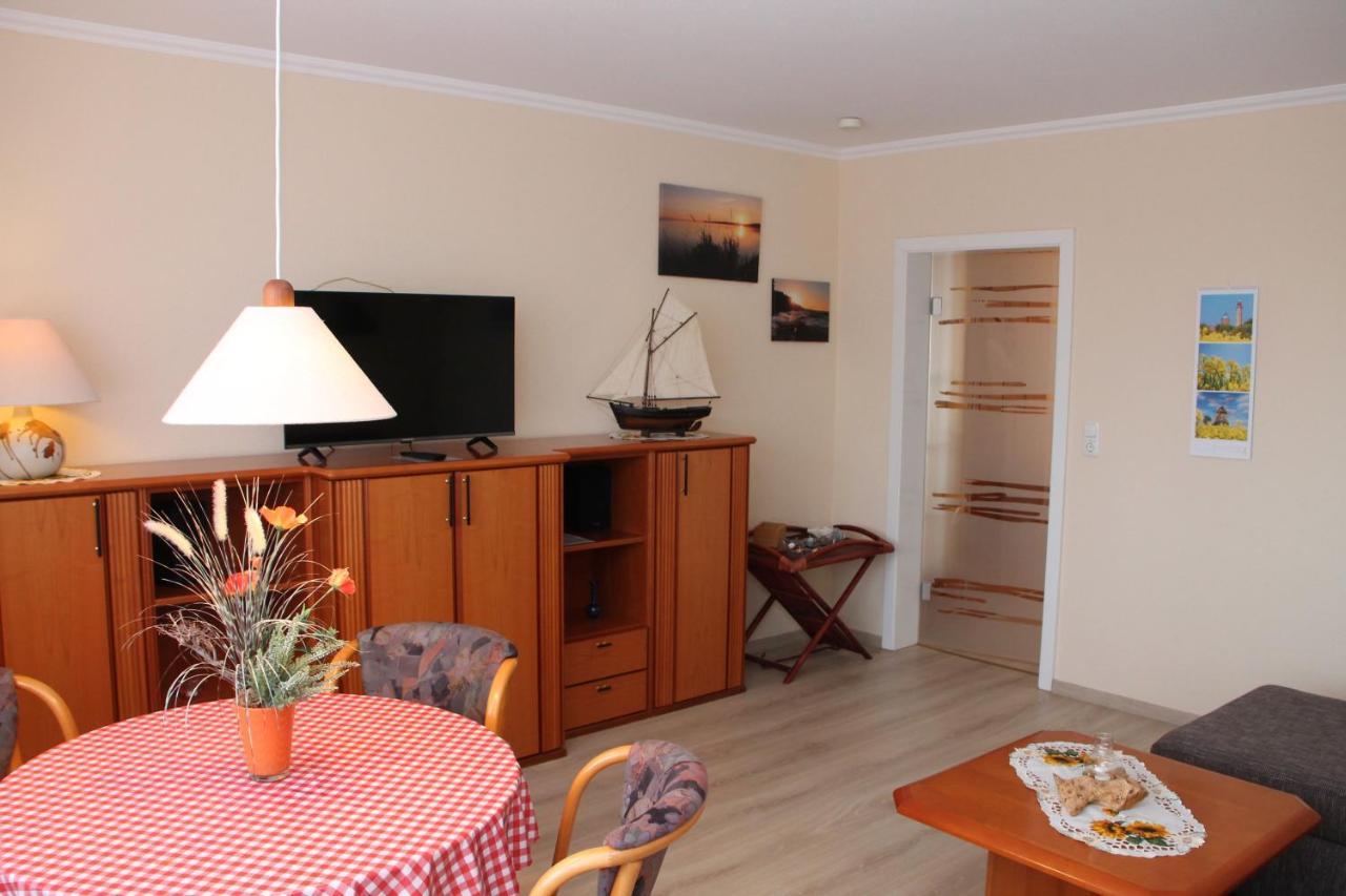 Waldstrasse Whg 02 Apartment Koserow Bagian luar foto